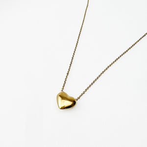 
                
                    Load image into Gallery viewer, Single Puff Heart Necklace
                
            
